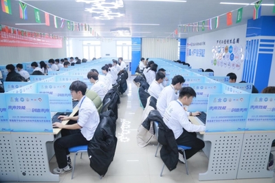 2024一帶一路暨金磚國(guó)家技能發(fā)展與技術(shù)創(chuàng)新大賽首屆基于信創(chuàng)平臺(tái)的軟件應(yīng)用與開(kāi)發(fā)賽項(xiàng)在黑龍江交通職業(yè)技術(shù)學(xué)院圓滿落幕