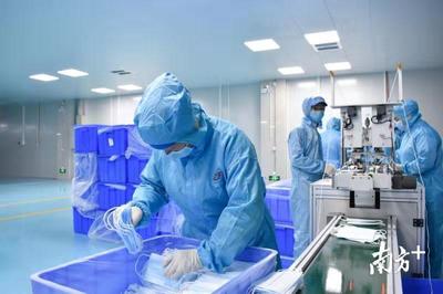 緊急“跨界” 紙尿褲企業轉產口罩，四天產能飆升四十倍